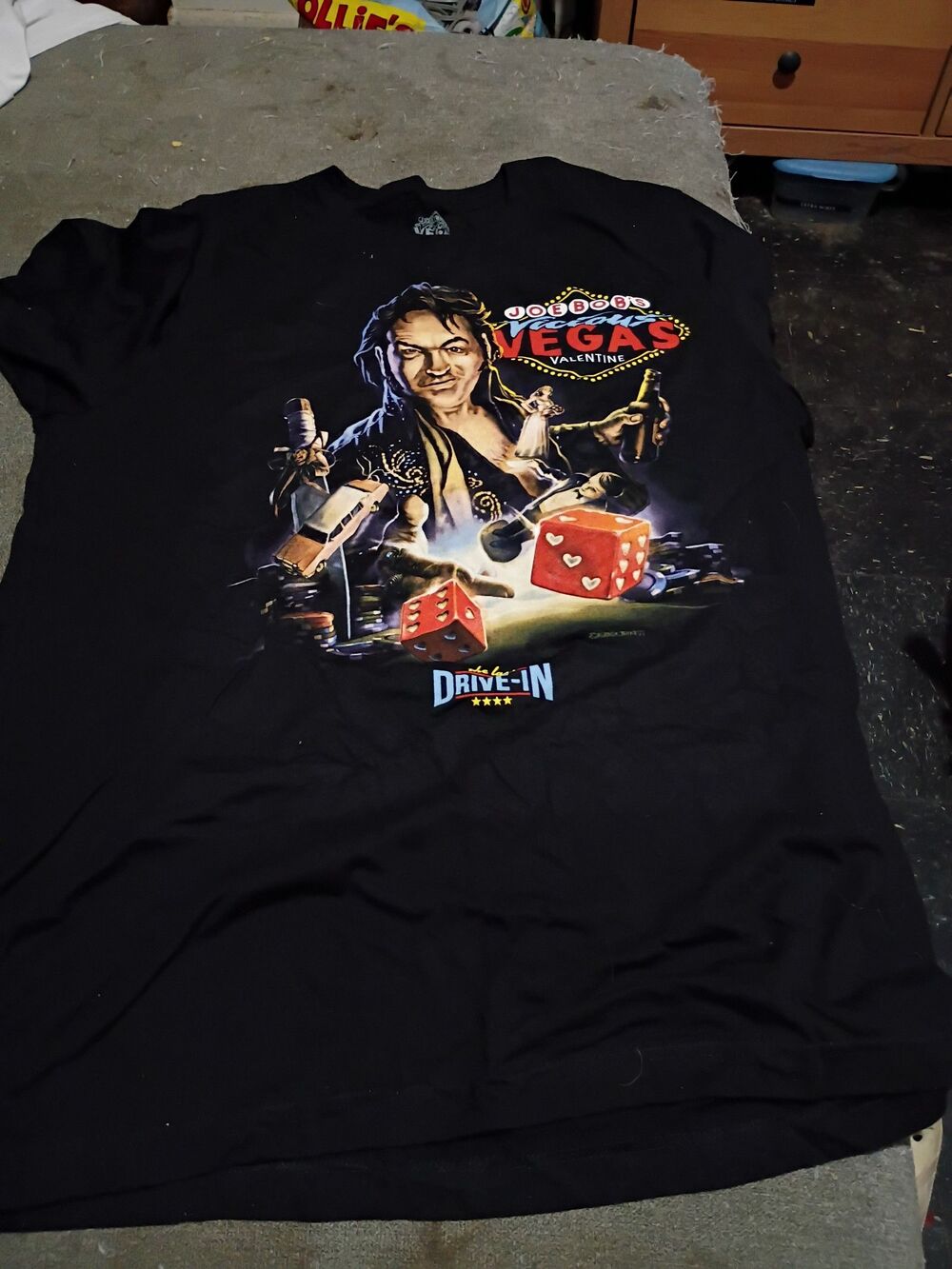 Joe Bob's Victous Vegas Valentine men's XL graphic t shirt-686535